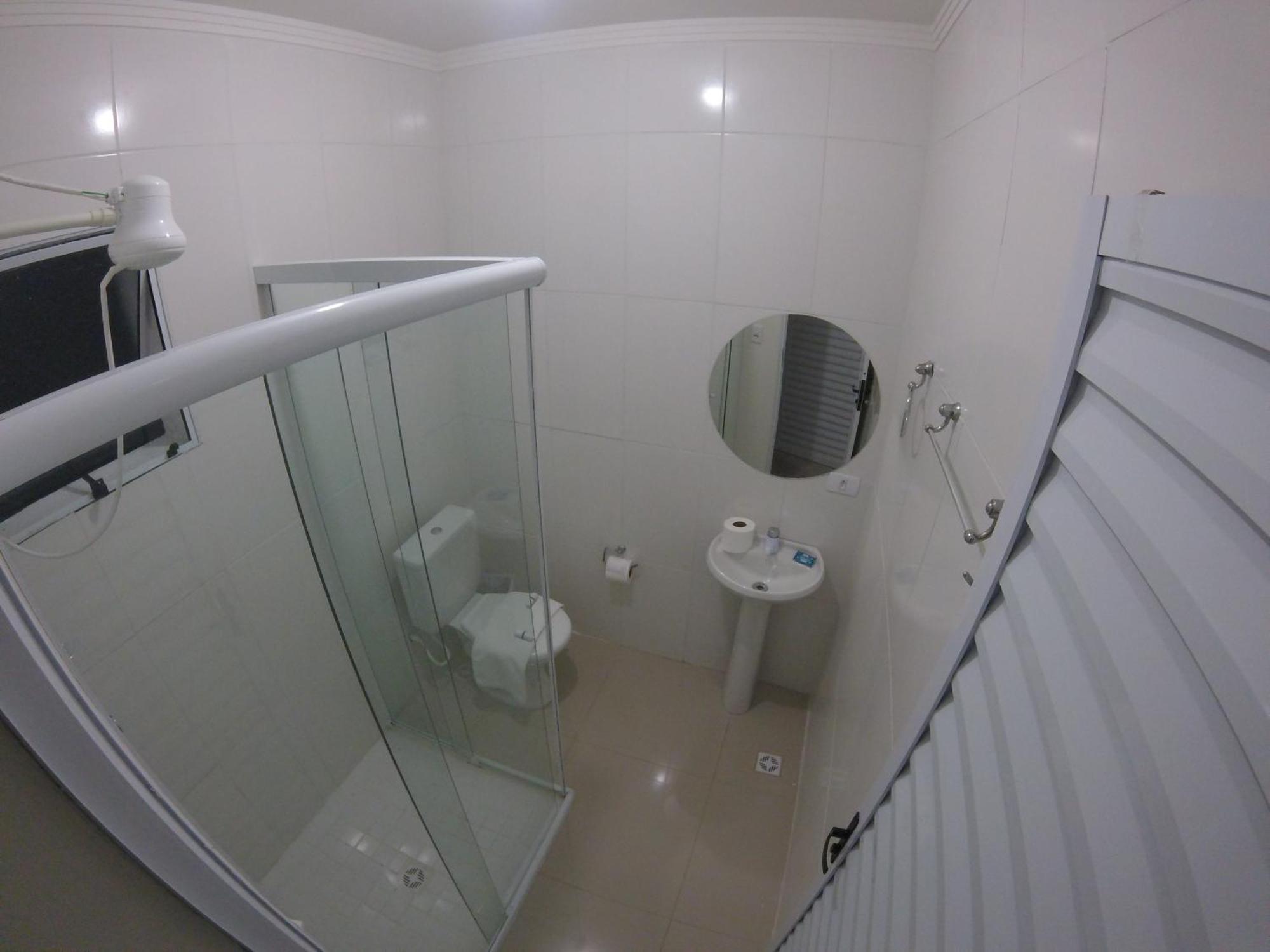 Pousada Praia Cia, Piscina, Centro, Estacionamento, Wifi, Saida Ate As 16H Bertioga Δωμάτιο φωτογραφία