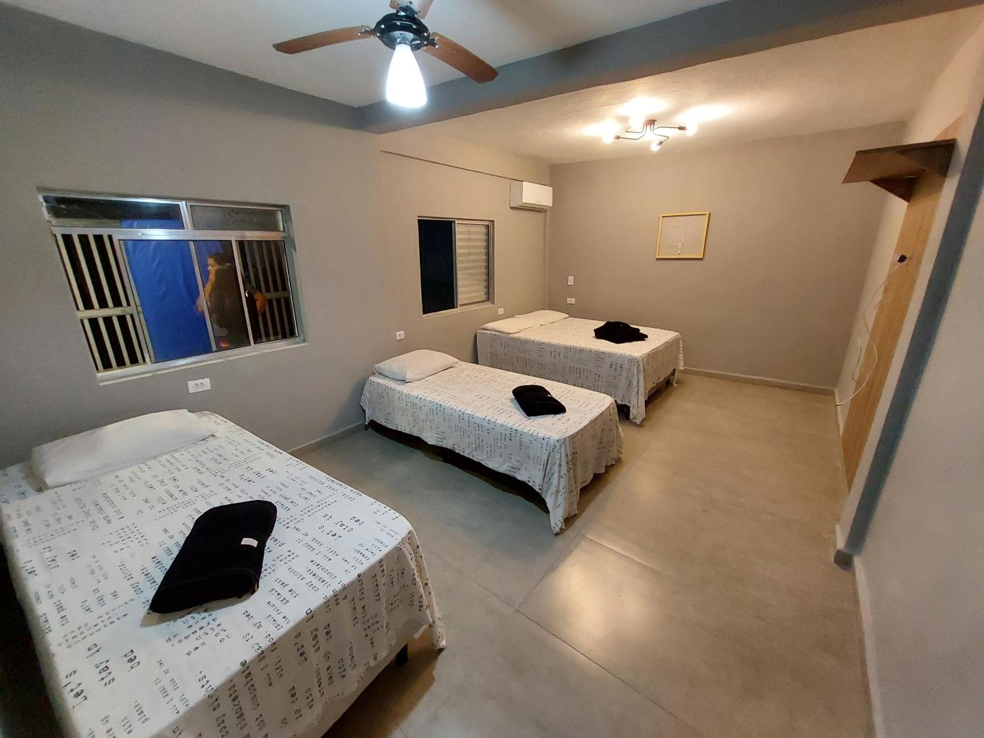 Pousada Praia Cia, Piscina, Centro, Estacionamento, Wifi, Saida Ate As 16H Bertioga Δωμάτιο φωτογραφία